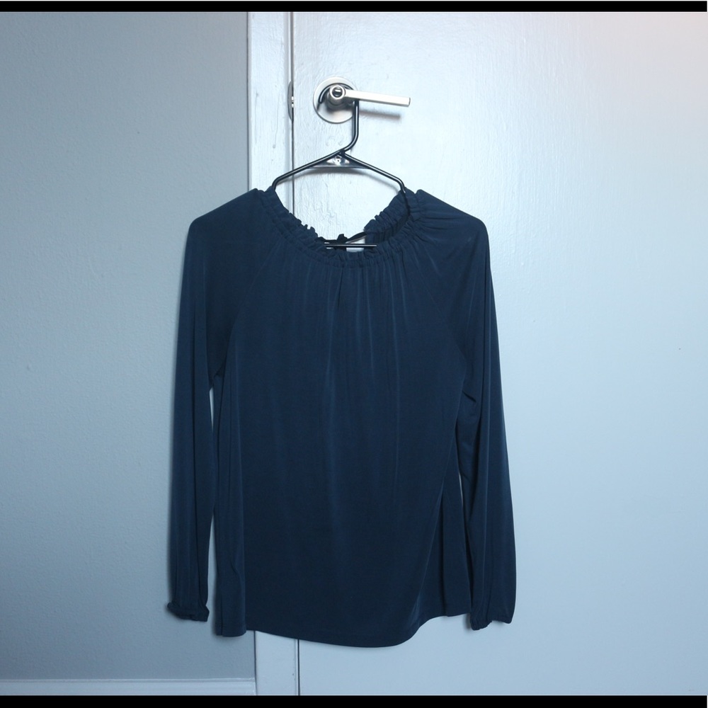 ✨LOFT Super soft blouse✨